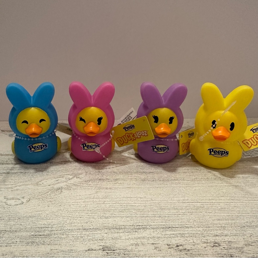 4 Peeps Mini Easter Ducks NEW